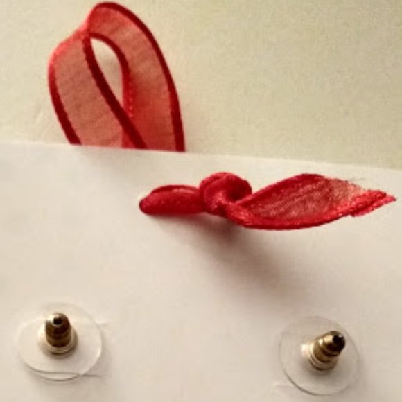 KOHL'S Holiday Christmas Double Gift Bow Metallic Gold 1.65" Drop Earrings**NEW! - Picture 4 of 4